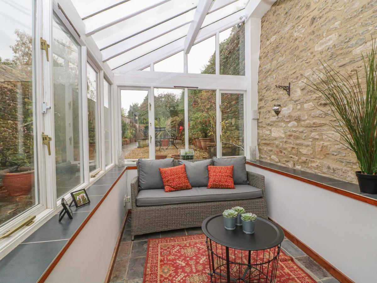 Holiday home Dolphin House Burford